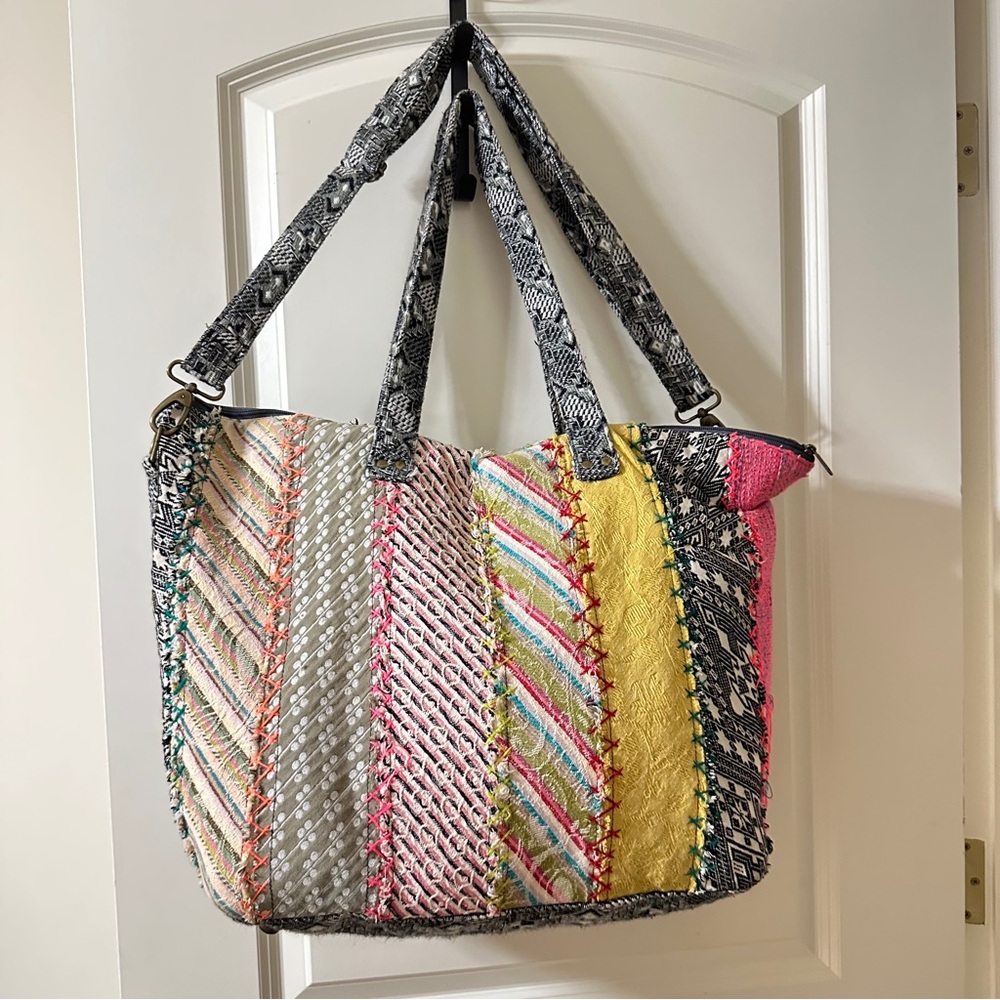 ๐BOGO 50% off ๐ X-Large Demdaco Weekender Bag Your Journey Multi Color Bag Tote - Picture 4 of 15